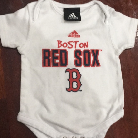 Boston Red Sox boy onesies bundle - Picture 7 of 8